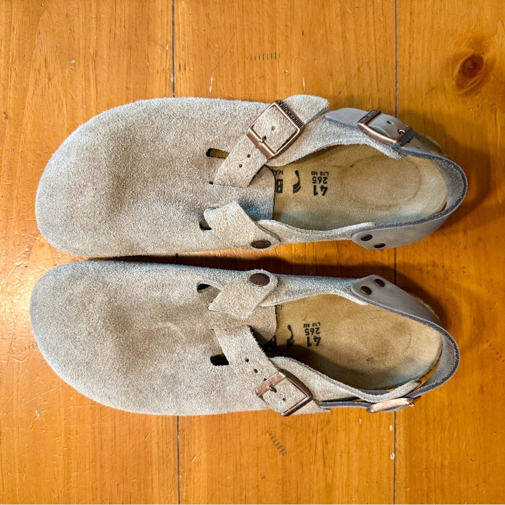 Birkenstock Taupe Suede Clogs with Buckle
